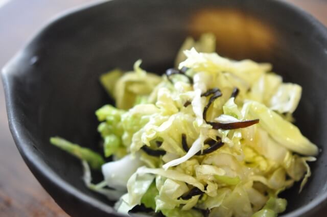 キャベツが糖質オフダイエットにオススメな理由は？お役立ちキャベツの痩せレシピまとめ - レタスクラブ
