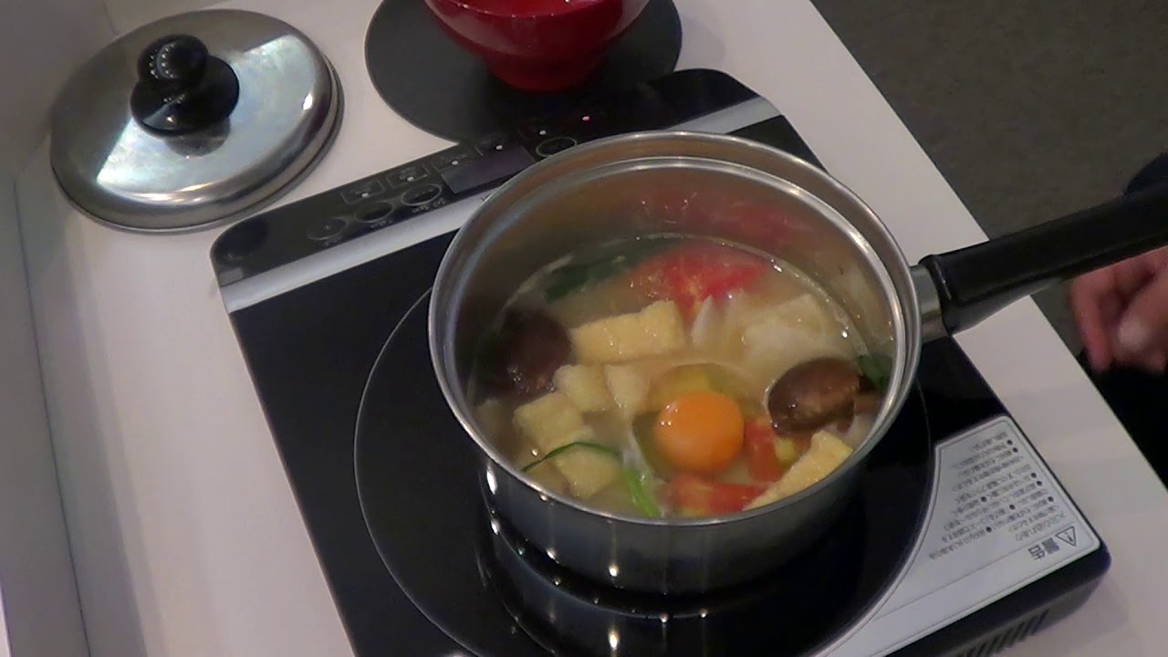 だし汁不要、味噌を溶いたらお味噌汁！ 土井善晴さん父娘が伝える味噌“知る”の世界