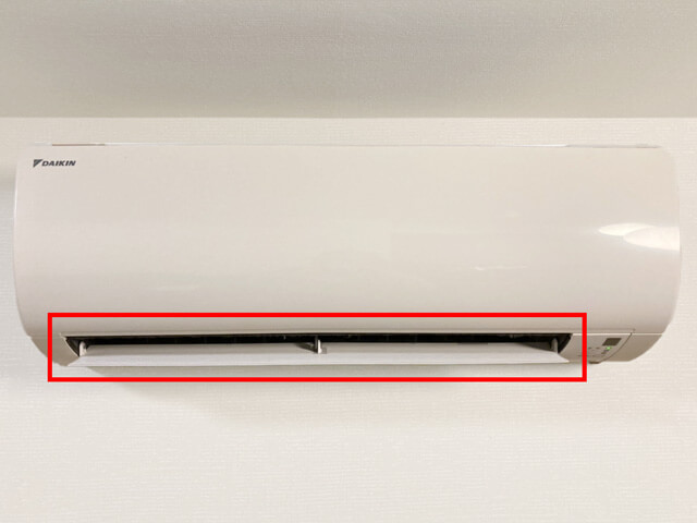 エアコンルーバー 吹出口 が動かない時に手で動かすのはNG！蓋がプラプラして閉まらない時の故障原因と修理方法は？電気工事ならDENKI110