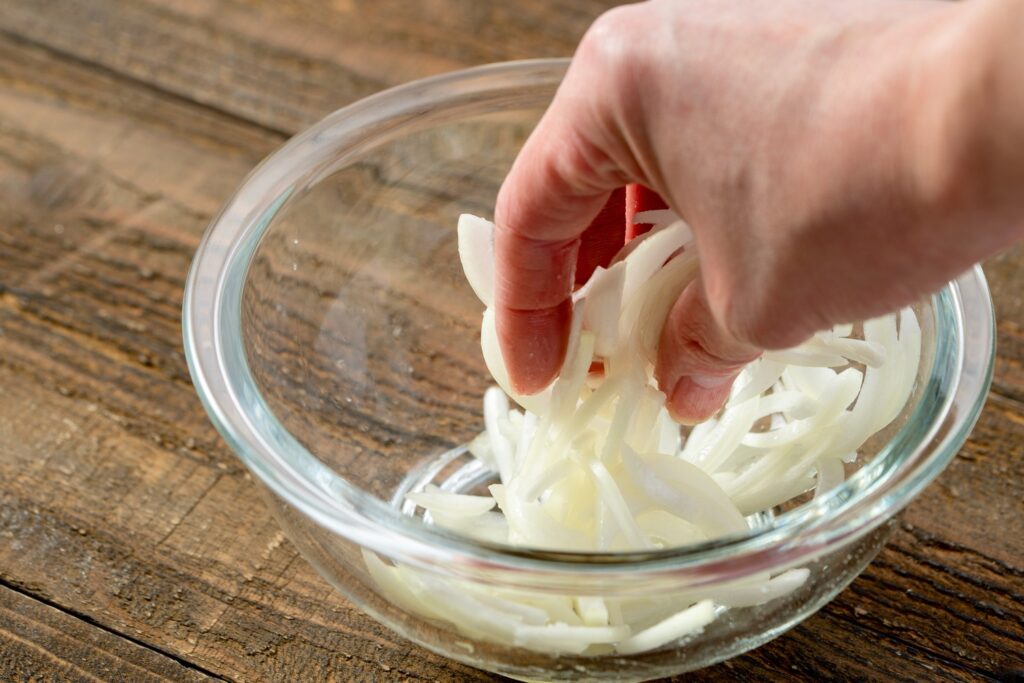 苦味・辛味がでない玉ねぎのすりおろし方法と対処法Kitchen Report キッチンレポ