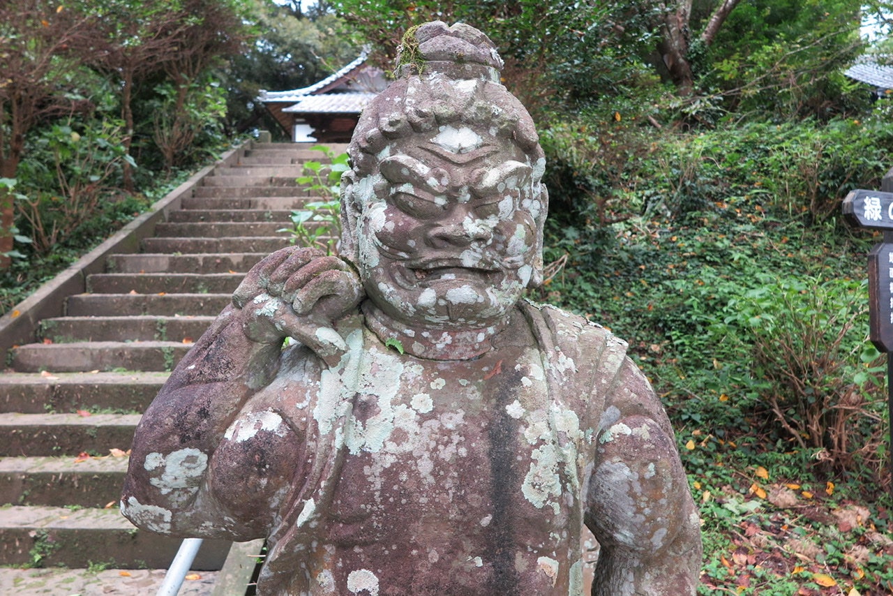 圓福寺仁王門の様子をお伝えします勝嶽山圓福寺