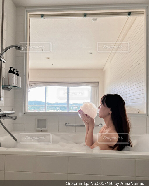 87,700点を超える風呂 女性のストックフォト、写真、そしてロイヤリティフリーの画像 - iStockお風呂, シャワー, 泡 女性
