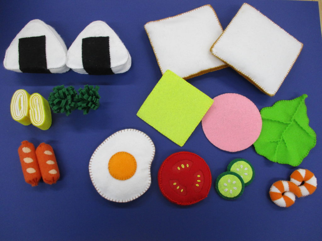 牛乳パックでおもちゃを作ろう！保育園で作る簡単だけどすごい工作集 年齢別・パズル・こま・車保育士くらぶ