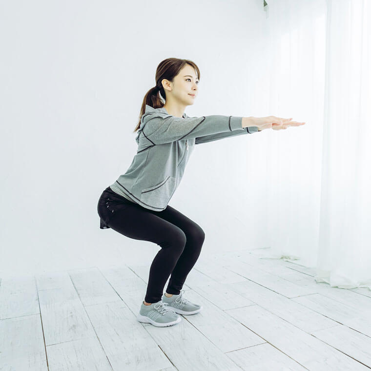 睡眠ダイエット」のやり方カリスマトレーナーが教える！ 寝ている間に痩せやすい体になれる簡単エクササイズとは？マキアオンライン美容雑誌『MAQUIA マキア 』公式ビューティサイト