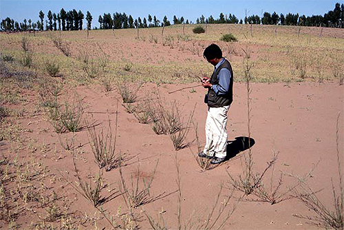 アフリカに医療や水を届ける国際NGOロシナンテス » 暮らしてきた場所を捨てる人々 責任は私たちにも特定非営利活動法人ロシナンテス