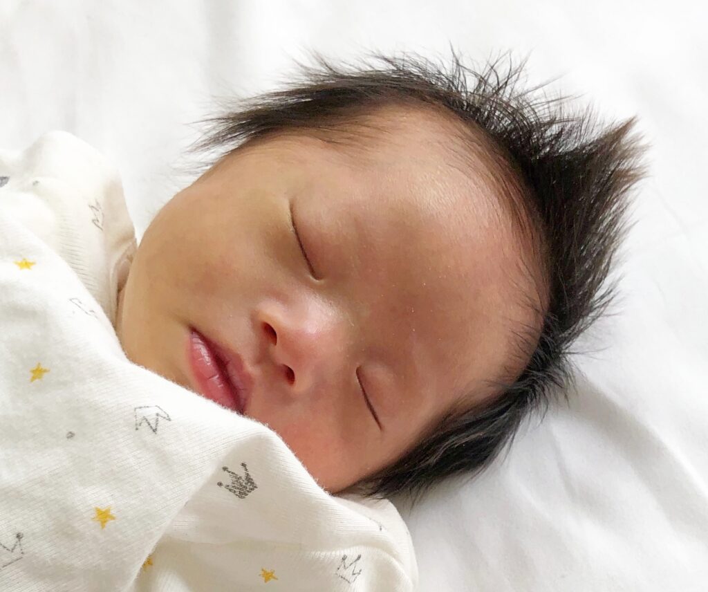 赤ちゃんが二重になる前兆！気になるアレコレをまとめてみたよ30代ママの子育てとマイホーム