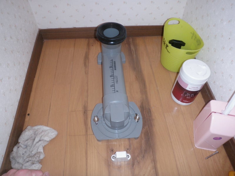 トイレの床の黒ずみはマイペットでざっくり解決しようぼちぼち暮らしの記録 さよ