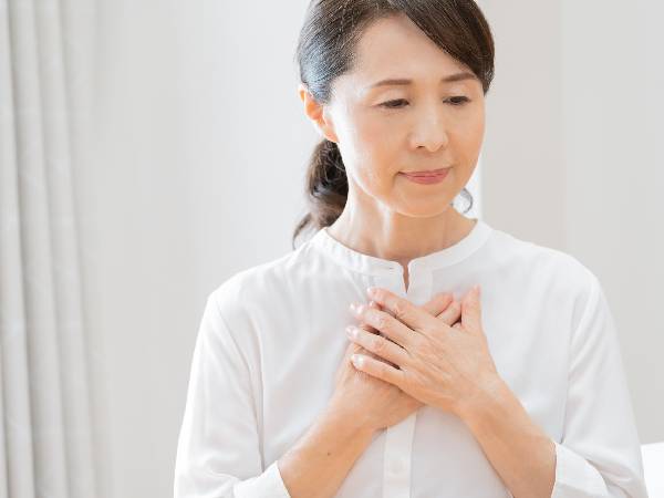 もも裏歩きでひざの痛みがたちまち消えた 1日2分!高木 広人 本通販Amazon