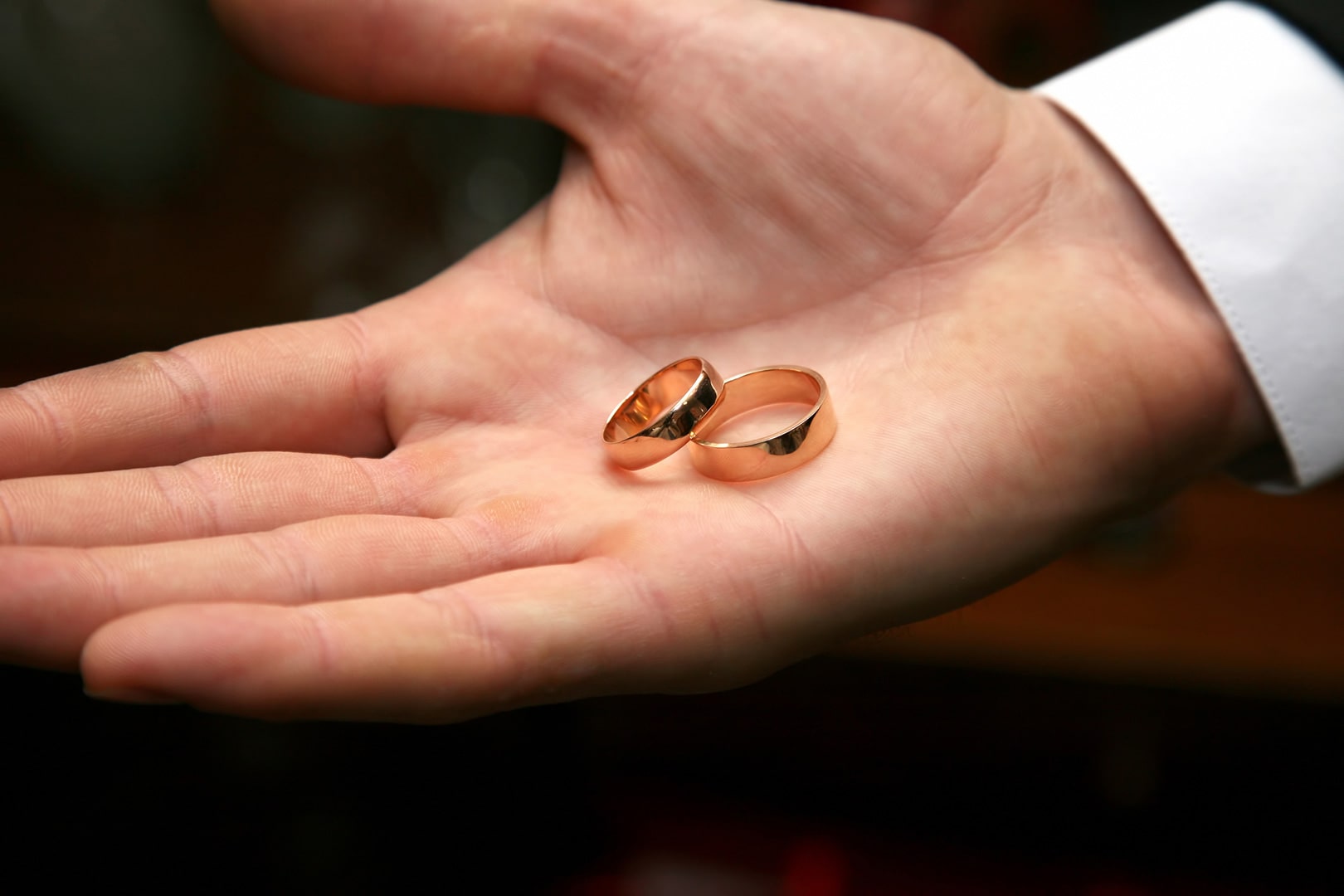 アフラックス – laurel ローレル結婚指輪 シャンパンゴールドアフラックス AFFLUX結婚指輪・婚約指輪のJKプラネットJKPLANET®︎ 公式サイト