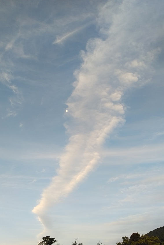 地震から約２週間お天気の蓬莱さん