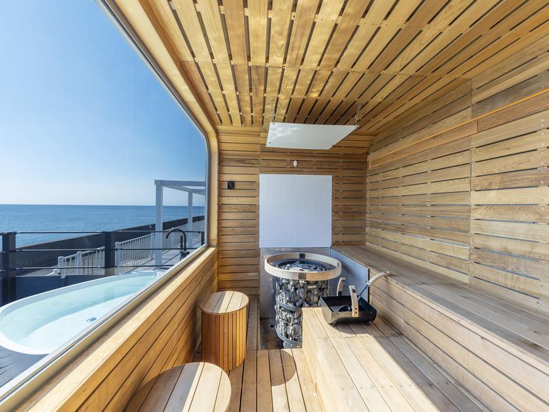 大阪 空庭温泉 OSAKA BAY TOWER ペア岩盤浴付入館≪館内利用券1,500円分付≫ - 株式会社JTBの体験型ギフト「してね」