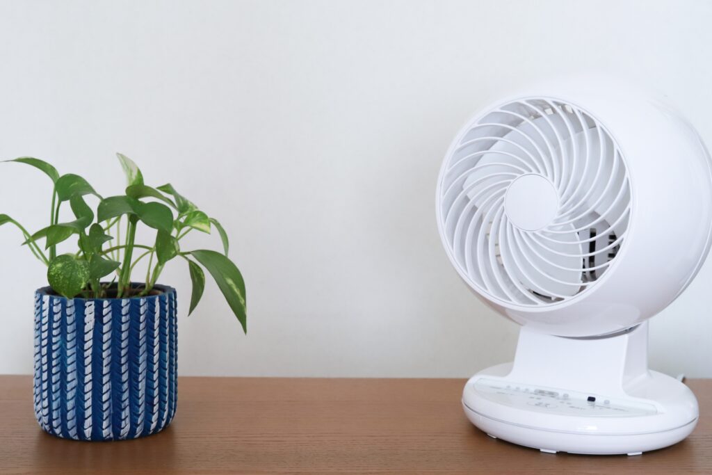 お部屋を素早く換気！365日出しっぱなしOKな「±0 プラスマイナスゼロ サーキュレーターアンジェ日々のコラム