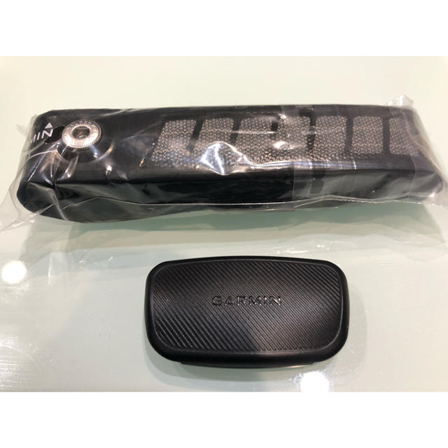 Edge 1030 操作マニュアル - プレミアムハートレートセンサーの電池を交換する