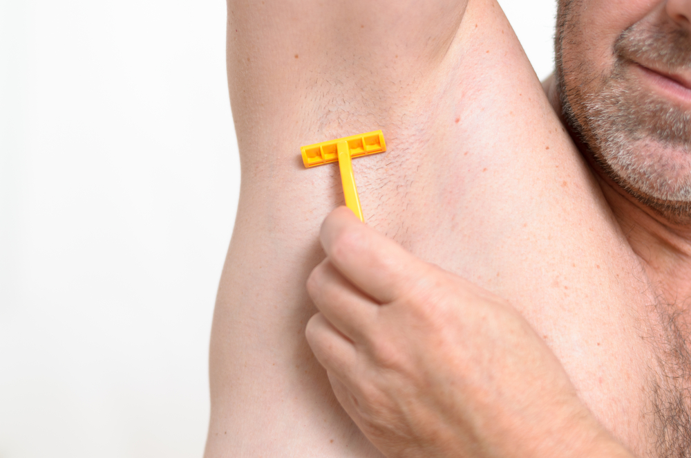 男の ワキ毛 処理 タンクトップを着るならワキ毛を処理しようワークアウトサイエンス