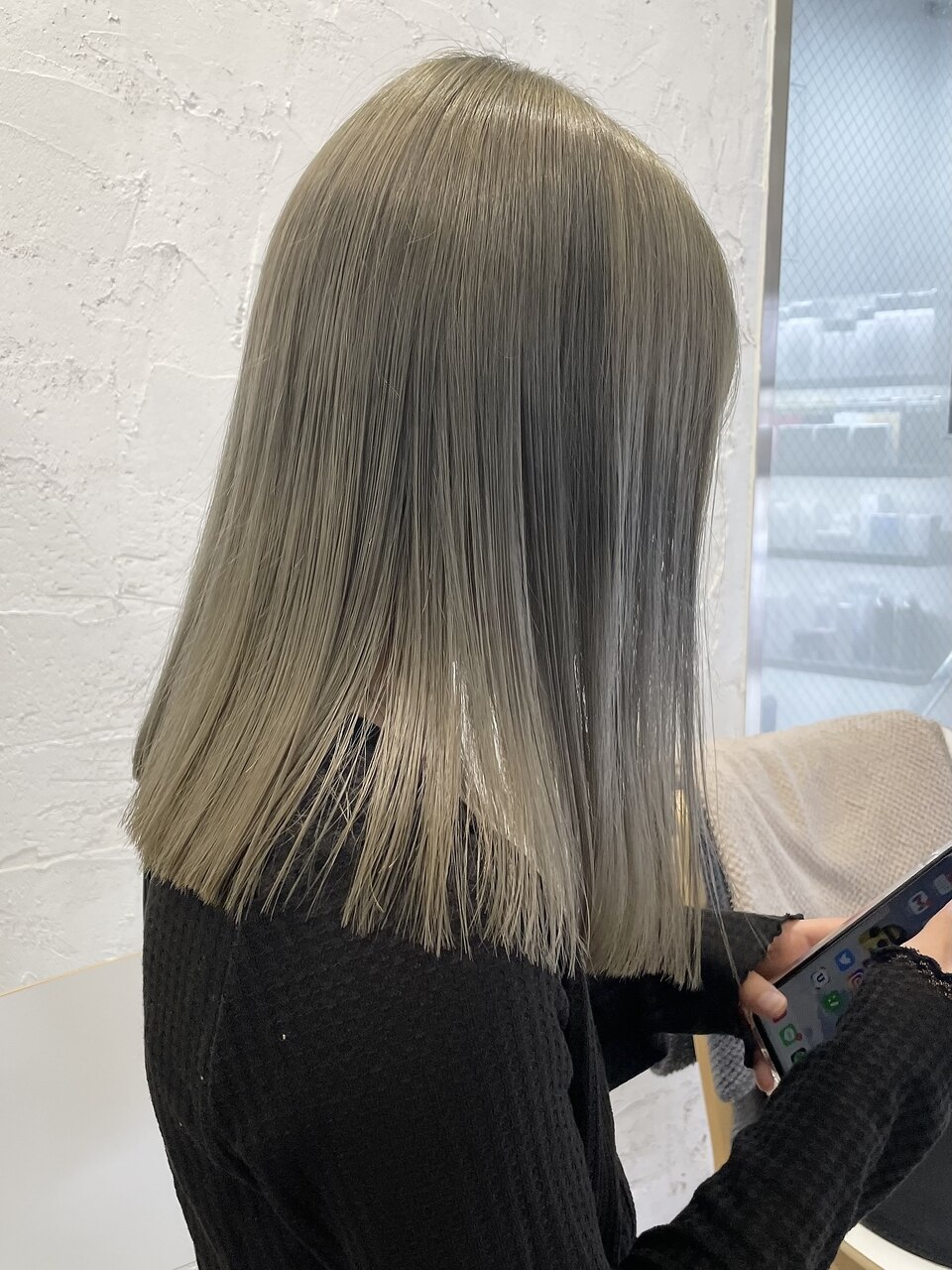 髪色を黄緑にできるおすすめヘアカラー！南町田 美容院 Q – beauty salon –