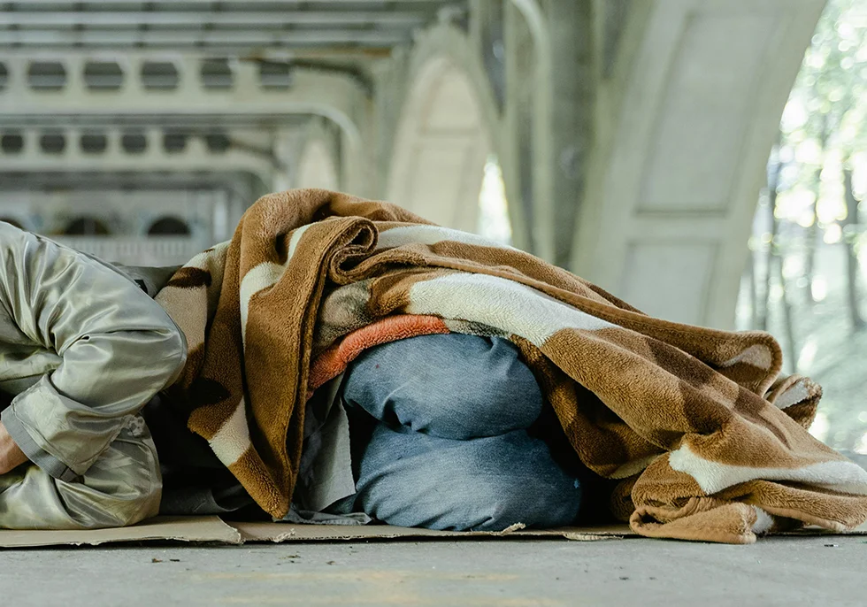 日本でも増え続ける「子どもの貧困」問題とは？貧困の原因、支援方法は