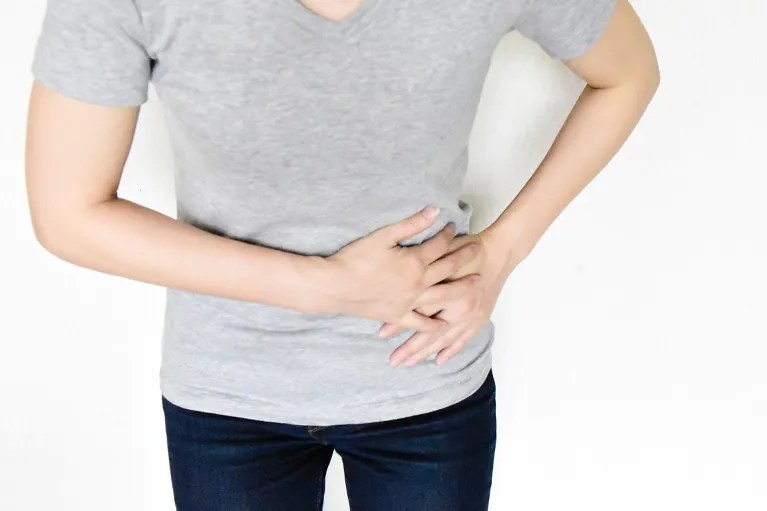 腹痛・下痢を繰り返す１０代女性が改善した症例大阪・住吉区の整体「とも鍼灸治療院」 長居駅 徒歩３分