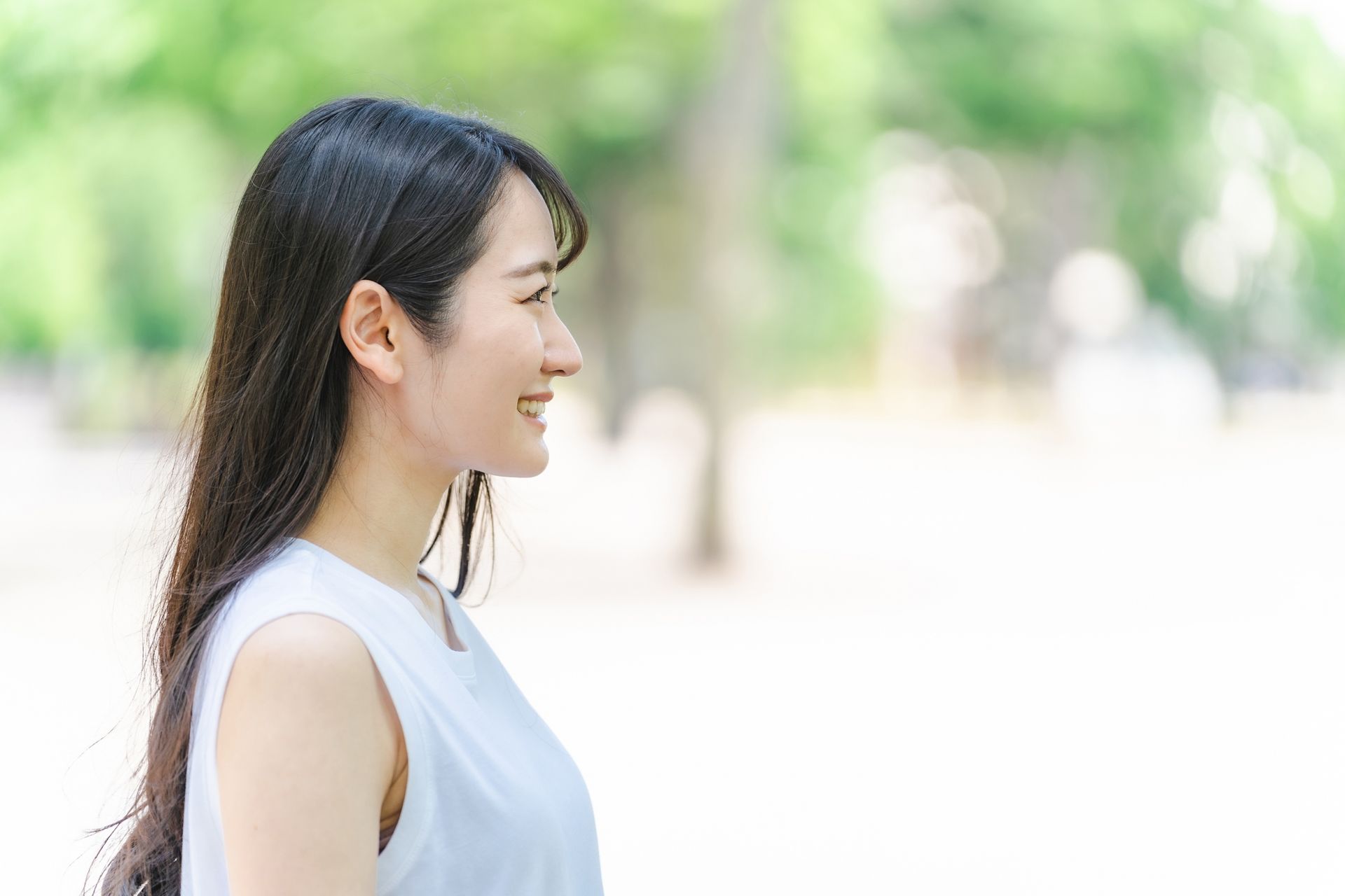 モデルプレス 横顔が美しい女性芸能人✨﻿ ﻿ 正面はもちろんのこと、横から見ても美しい 💖﻿ 女性芸能人の美しい横顔をまとめました🤗﻿ ﻿石原さとみ さん﻿橋本環奈 さん﻿白石麻衣 さん﻿菜々緒 さん﻿新木優子 さん﻿わたなべ麻衣 さん﻿中条あやみ さん﻿山下