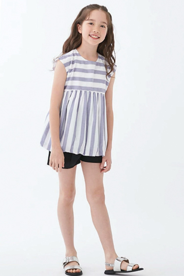 エテルナムリップセラム リップトリートメント A005 ローズウッド 8mL モデル美香も愛用！再生医療から生まれた「唇を育てる」発想の エテルナムリップセラム で本格ケア 公式 オトナミューズ ウェブ otona MUSE