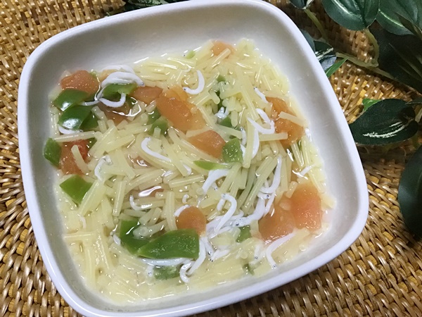 ピーマン・パプリカ 離乳食の下ごしらえ栄養や選び方、調理のポイントなど詳しく解説はらぺこベビー 離乳食＆幼児食レシピサイト