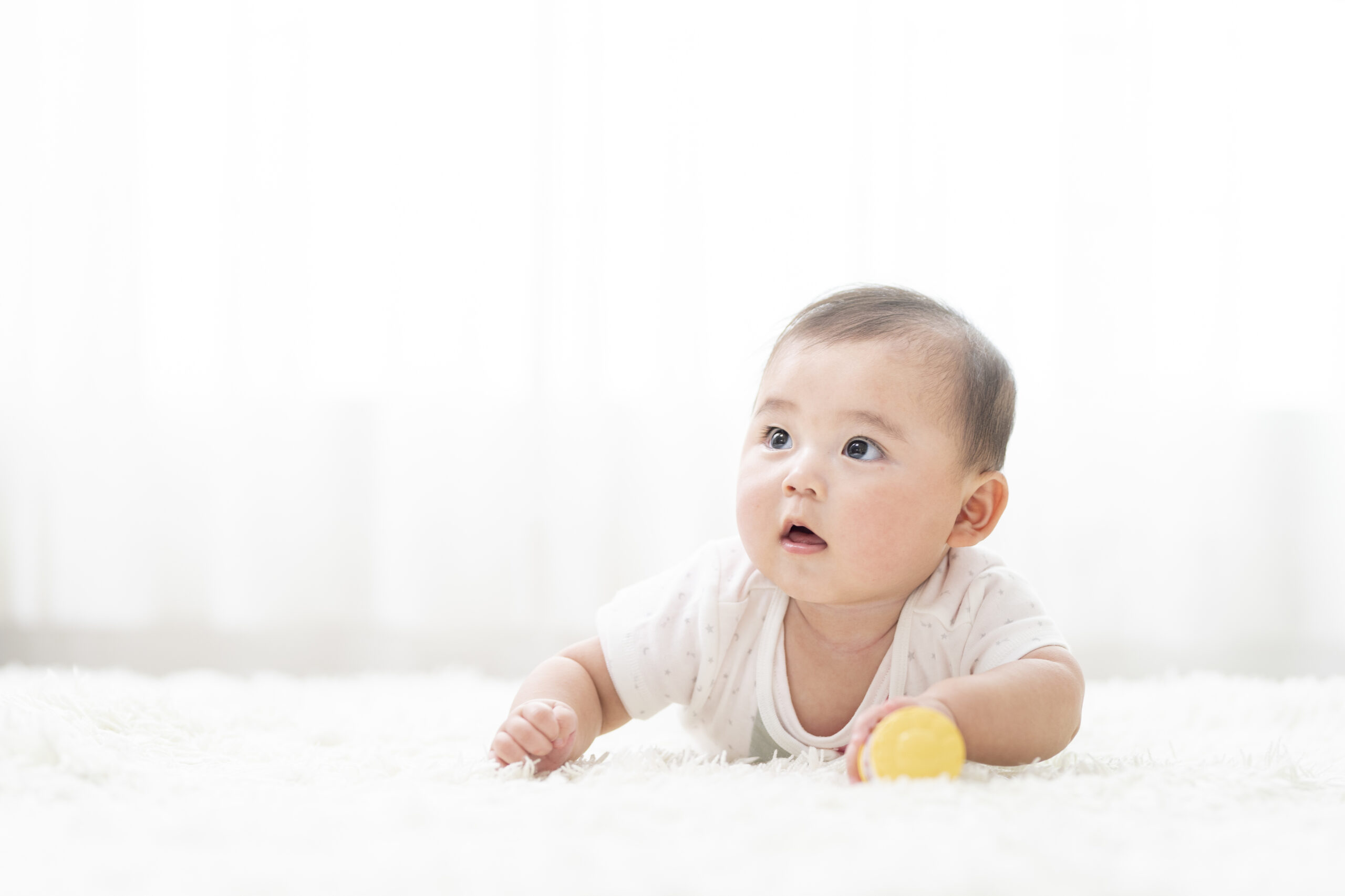 医師監修 新生児のゲップの上手な出し方を解説 いつまで必要？しないで寝ても大丈夫？-おむつのムーニー 公式 ユニ・チャーム