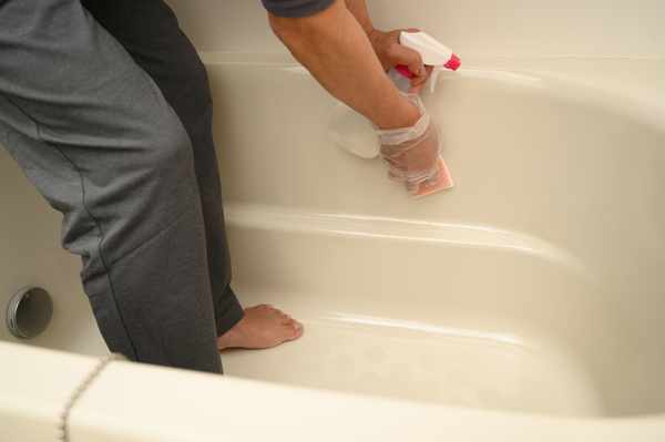 オキシクリーンで風呂の床掃除黒ずみの取り方や失敗しないコツは？コジカジ