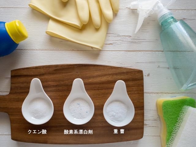 キッチンハイター・キッチン泡ハイター・カビキラーの違いを比較！おすすめはどれ？違い比較.com