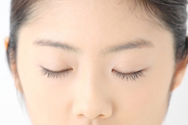 1万人を接客した美容部員が教える「アラサーからのアイプチ卒業メイク」だから、この本。ダイヤモンド・オンライン