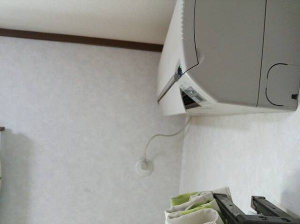 室内から「カチカチ・カタカタ」音が止まらない エアコン吹き出し口切替 モーター・アクチェータ・モード＆ミックス取替 取付に四苦八苦スバル：レガシーワゴングーネットピット