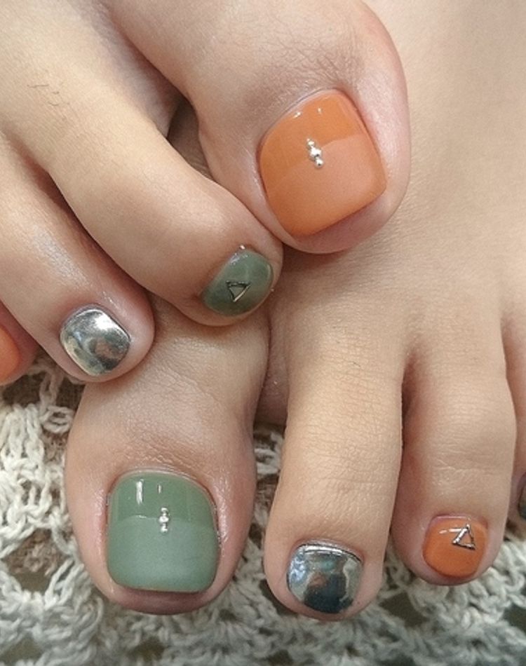 2025年秋トレンド フット ペディキュア のネイルデザイン集人気順286ページ目ホットペッパービューティ