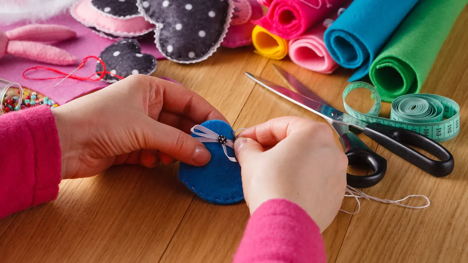 0歳・1歳・2歳が遊べる手作りおもちゃ23選フェルト、牛乳パック、紙コップで簡単楽しいアイデア集HugKum はぐくむ