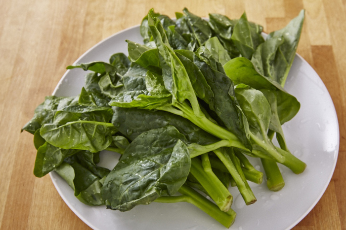 犬猫はつるむらさきを食べても大丈夫！モロヘイヤに似ているが毒性は？栄養や効能についてペットフード販売士マッサンの犬猫レシピ