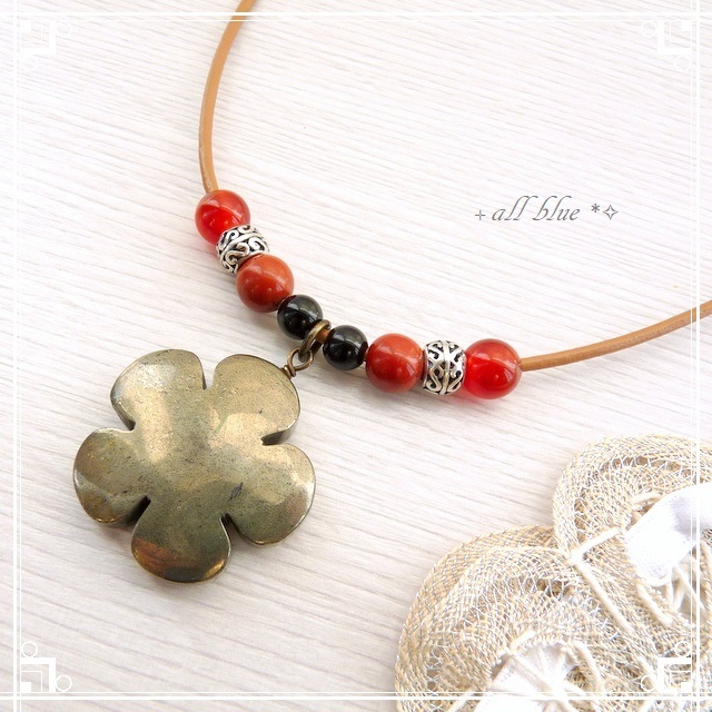 楽天市場 パイライト 丸玉 ボール 原石 ペルー産 台座付き 天然石 パワーストーン置物 厄除け 金運 お守り 浄化 パワーストーン専門店 風水お守り ギフト プレゼント 遊ストーン: 遊ストーン天然石アクセサリーの店