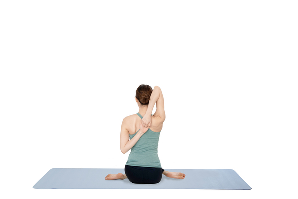 硬い人は絶対にやって 背中で手が組めるようになるストレッチとマッサージ