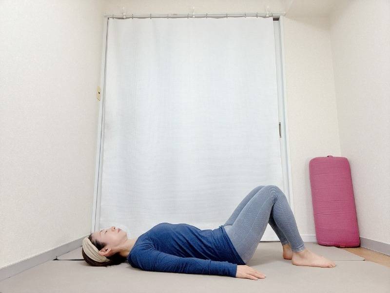 足上げ腹筋「レッグレイズ」の効果とやり方トレーニング ×スポーツ『MELOS』