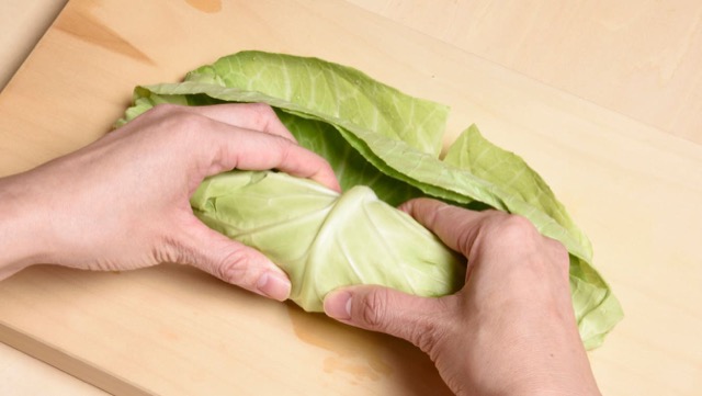 千切りキャベツは水にさらす方法でシャキシャキに！しなしなも復活できる！チムチムの小屋