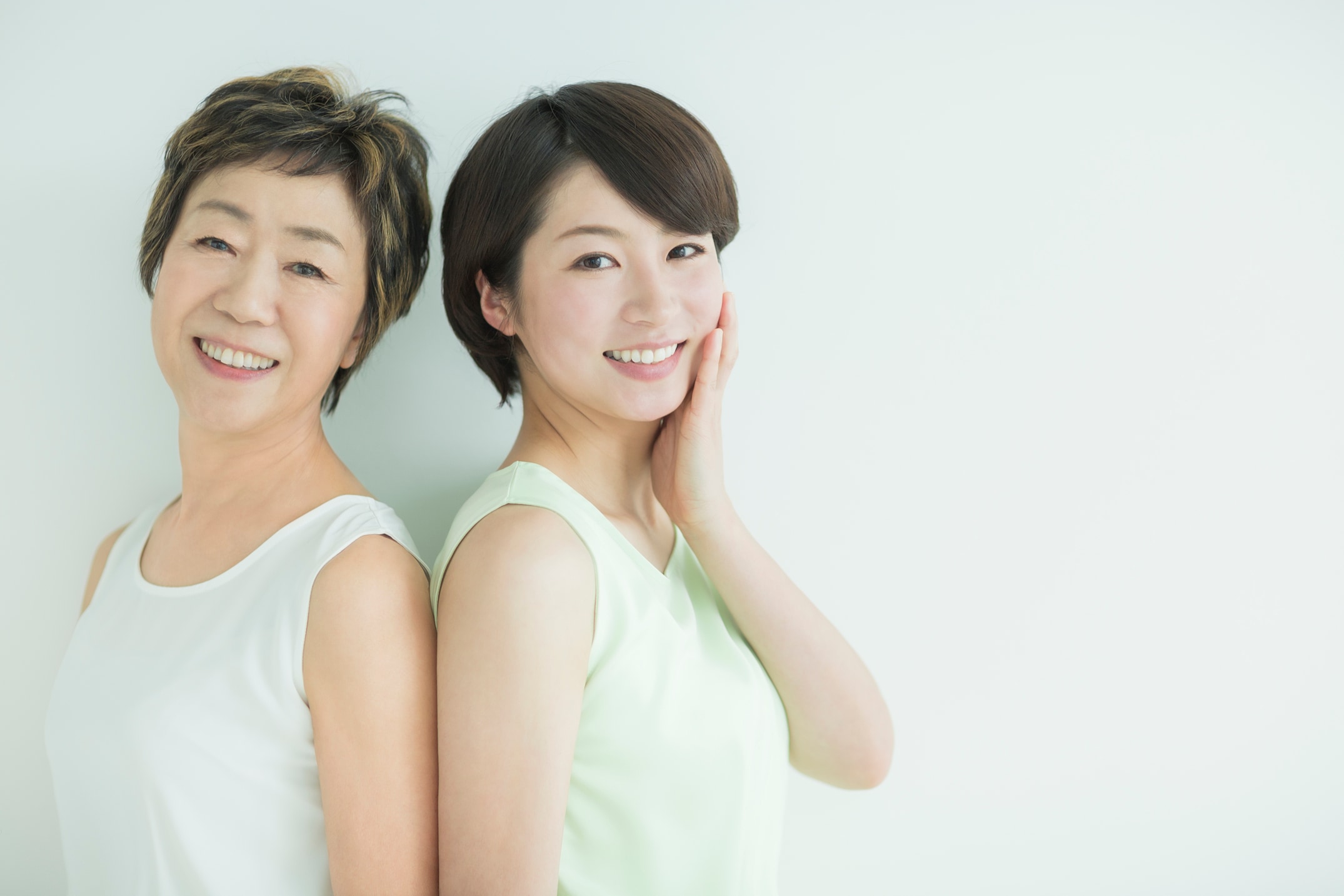 40代必見 老けて見える人の特徴5つ原因や若く見せる方法を徹底解説健康肌スキンケア