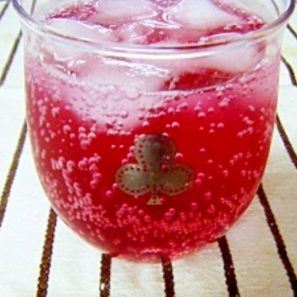 おうちで手作り炭酸！「重曹クエン酸はちみつドリンク」のレシピまんまーれ