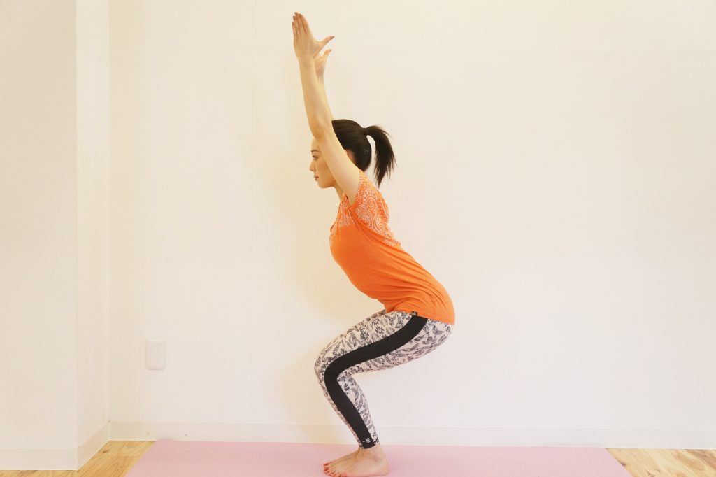 277 山のポーズ Stock Photos, High-Res Pictures, and Images - Getty Images