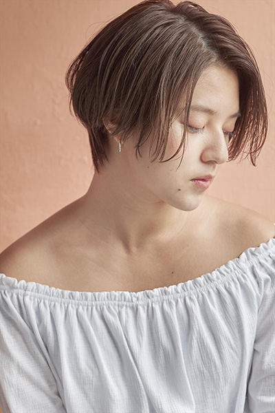 丸顔さんに似合うショート特集 2022 大人っぽいを意識した美人見せスタイル